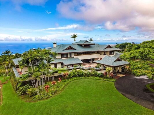 Exceptional Luxury Resort-style Residence in Hawaii Listed for $5,850,000