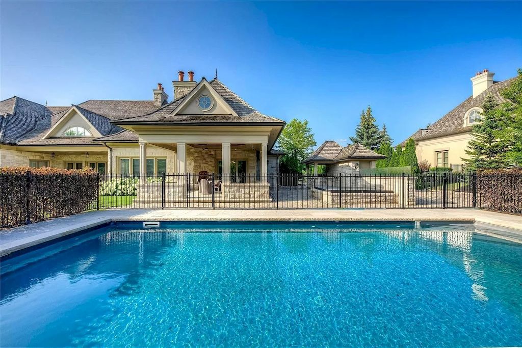 Immaculate-Stone-Gated-Residence-in-Ontario-Lists-for-C5580000-23