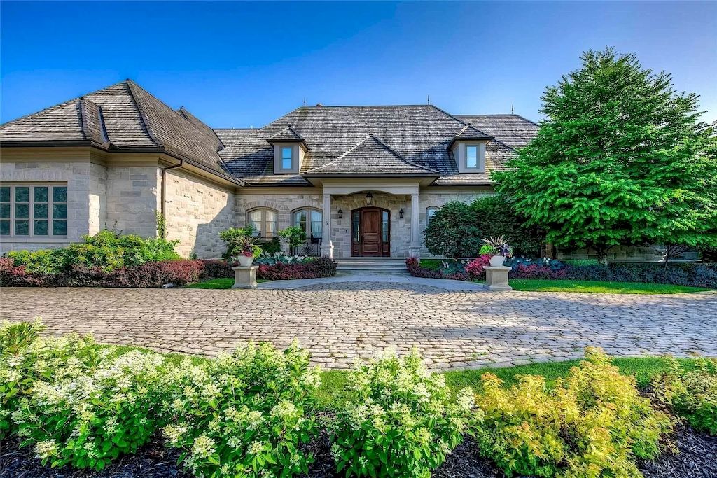 Immaculate-Stone-Gated-Residence-in-Ontario-Lists-for-C5580000-5