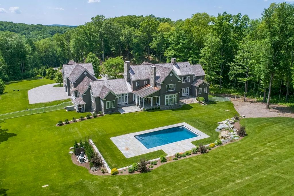 The Home in Connecticut is a luxurious home with elegant and comfortable spaces throughout and energy efficiency now available for sale. This home located at 40/42 Nettleton Hollow Rd, Washington, Connecticut; offering 05 bedrooms and 08 bathrooms with 11,776 square feet of living spaces.