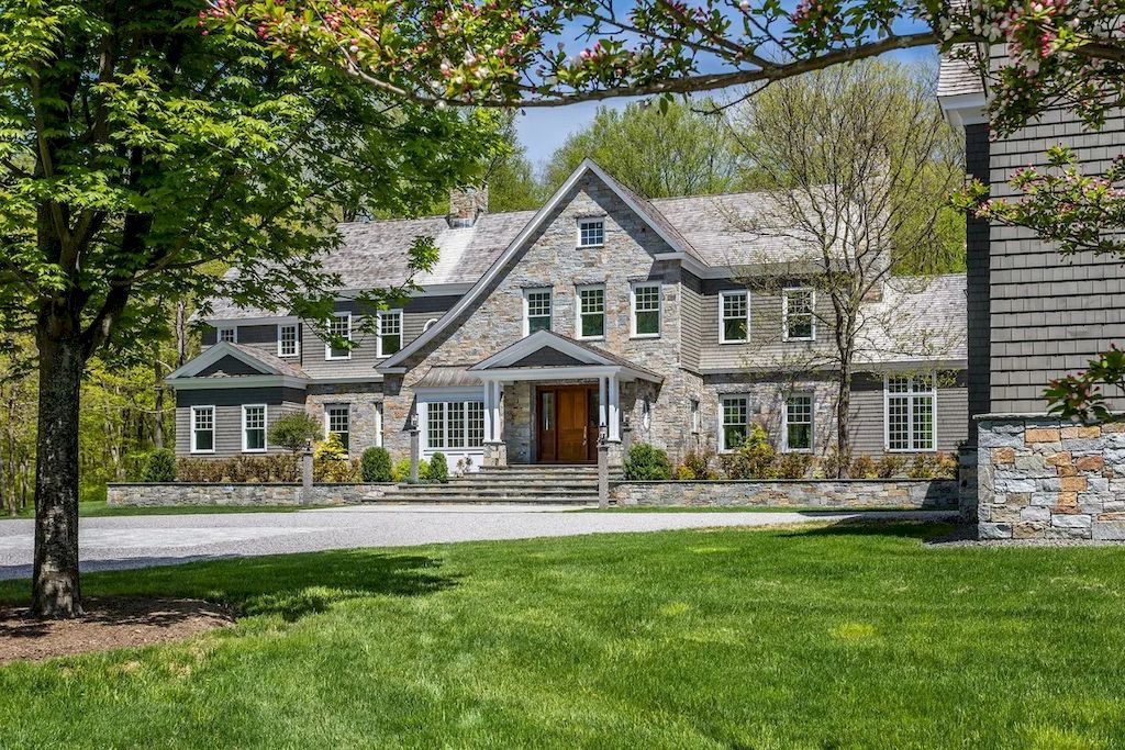 The Home in Connecticut is a luxurious home with elegant and comfortable spaces throughout and energy efficiency now available for sale. This home located at 40/42 Nettleton Hollow Rd, Washington, Connecticut; offering 05 bedrooms and 08 bathrooms with 11,776 square feet of living spaces.