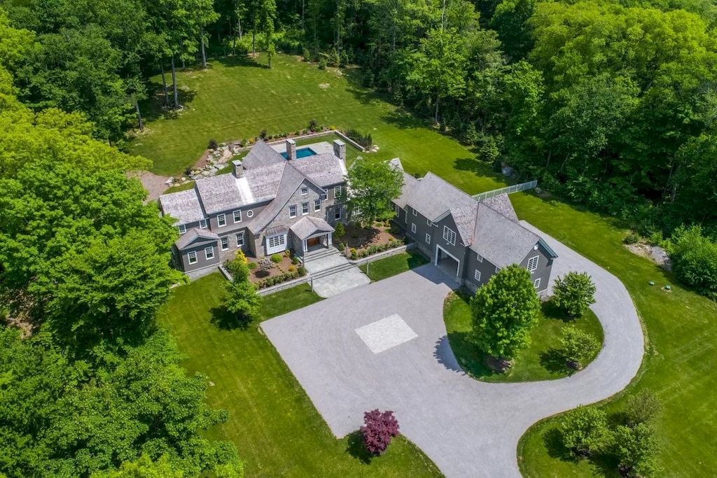 The Home in Connecticut is a luxurious home with elegant and comfortable spaces throughout and energy efficiency now available for sale. This home located at 40/42 Nettleton Hollow Rd, Washington, Connecticut; offering 05 bedrooms and 08 bathrooms with 11,776 square feet of living spaces.