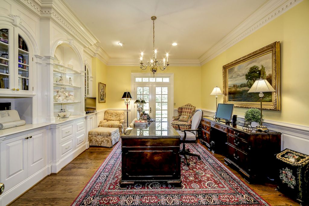 Magnificent-Home-in-the-Heart-of-Virginia-Hits-Market-for-10500000-20