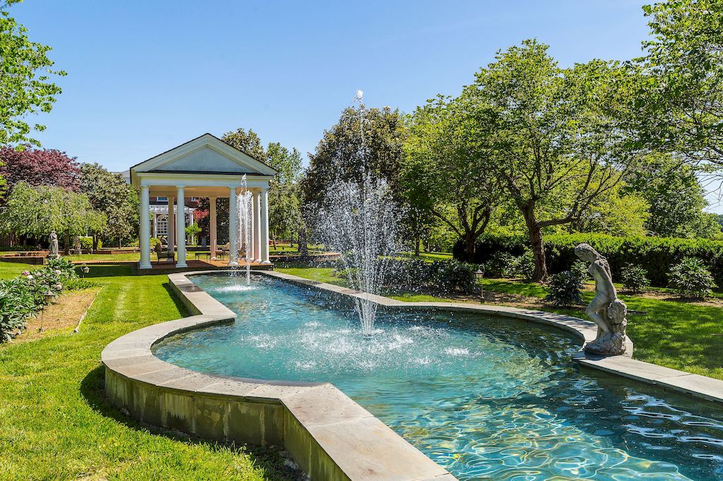 Magnificent-Home-in-the-Heart-of-Virginia-Hits-Market-for-10500000-46