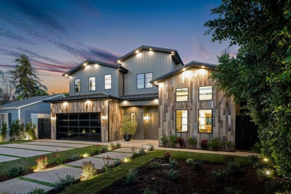 Phenomenal Architecturally Designed Home in Valley Village hits The Market for $3,599,900