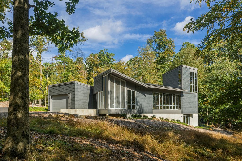 The Selah House, an Environmentally Engaged Home by Duvall Decker