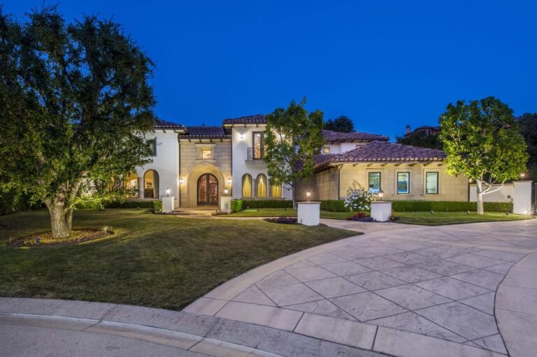 $12.995M Mediterranean Villa in Calabasas has a Stunning 2-Story Entry