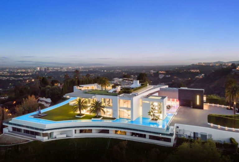 This Los Angeles Paradise is The Largest and Grandest House Ever Built in The Urban World