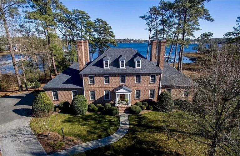 This $3,100,000 Magnificent Waterfront Home in Virginia Features Unmatched Craftsmanship and Exceptional Design