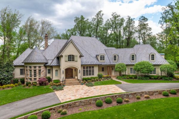 This $4,495,000 Spectacular Home in Maryland Rich in Architectural Details