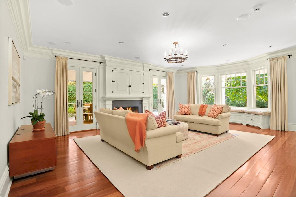The Home in Connecticut is a luxurious home with gracious formal living and beautiful details throughout now available for sale. This home located at 222 Riverside Ave, Riverside, Connecticut; offering 06 bedrooms and 07 bathrooms with 8,221 square feet of living spaces. 