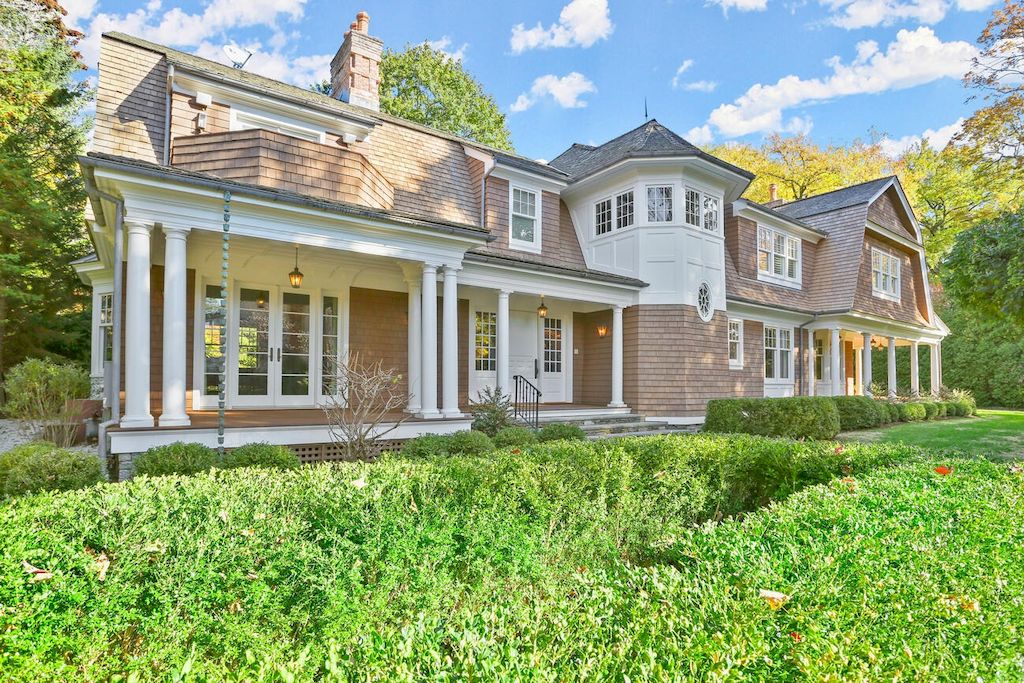 The Home in Connecticut is a luxurious home with gracious formal living and beautiful details throughout now available for sale. This home located at 222 Riverside Ave, Riverside, Connecticut; offering 06 bedrooms and 07 bathrooms with 8,221 square feet of living spaces. 