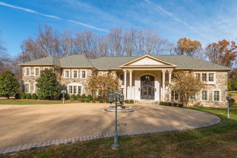 This $5,800,000 Palatial Home Offers Extraordinary Luxury Living amidst Serene Surroundings in Virginia