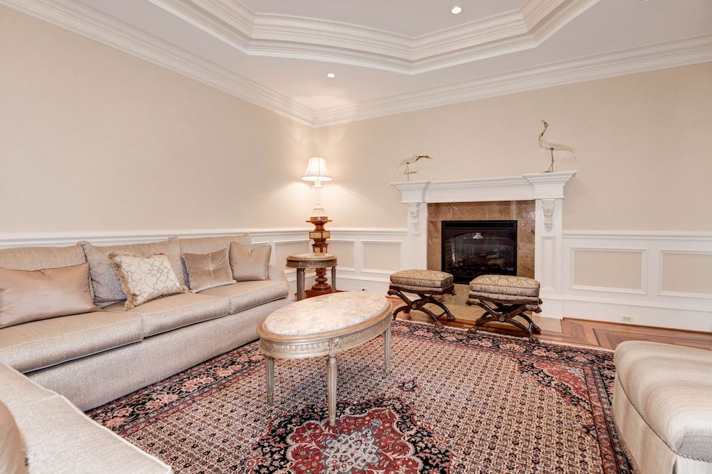 The Home in Virginia is a luxurious home presenting elegance and privacy now available for sale. This home located at 904 Chinquapin Rd, McLean, Virginia; offering 07 bedrooms and 11 bathrooms with 20,000 square feet of living spaces.