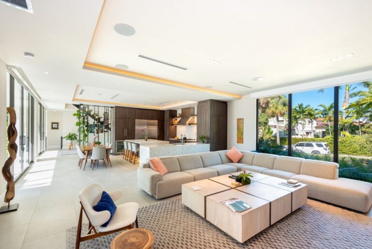 This $5,900,000 New Home in Miami Beach built for Elegance and Privacy