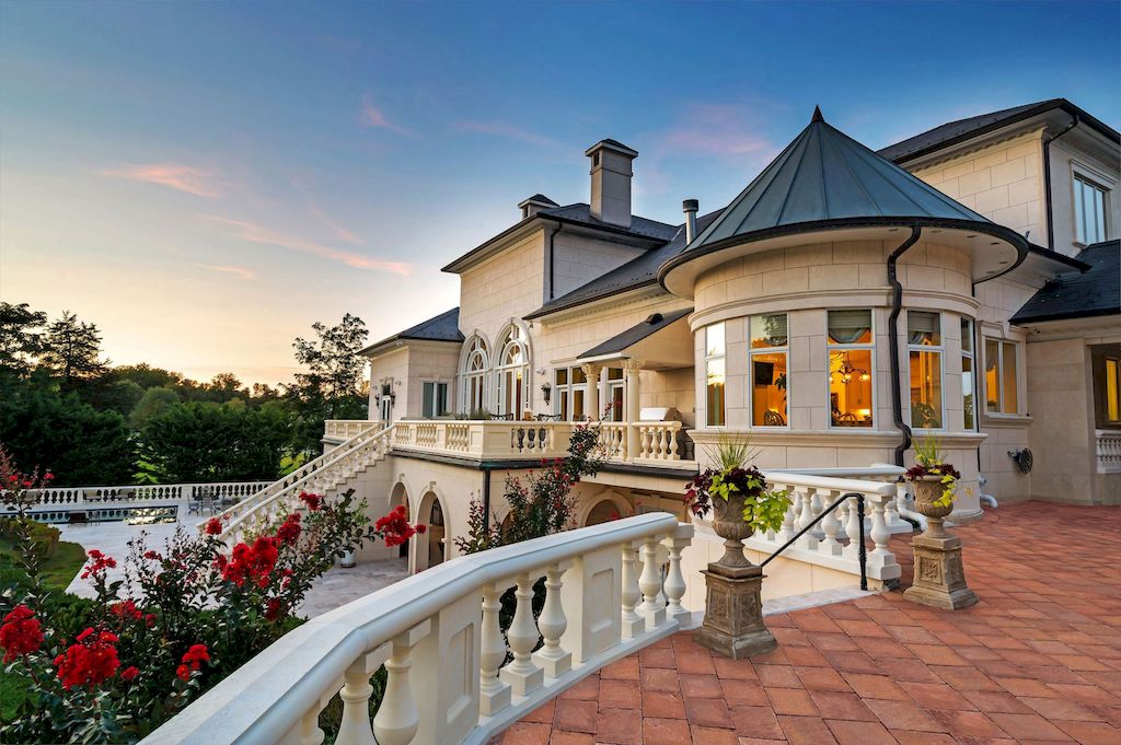 The Home in Maryland is a luxurious home that reminds you of the finest European palaces now available for sale. This home located at 9300 River Rd, Potomac, Maryland; offering 09 bedrooms and 12 bathrooms with 18,900 square feet of living spaces.