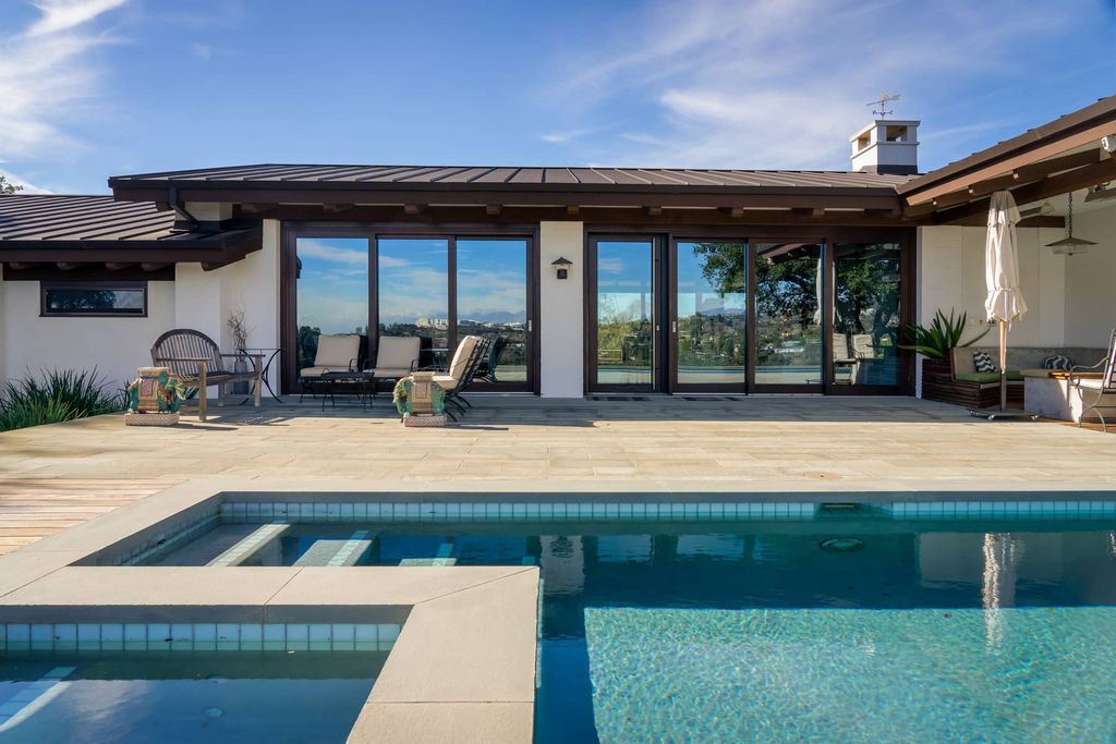 The Home in Los Angeles is one story Allen Siple architectural has breathtaking views from every room now available for sale. This home located at 1888 Mango Way, Los Angeles, California