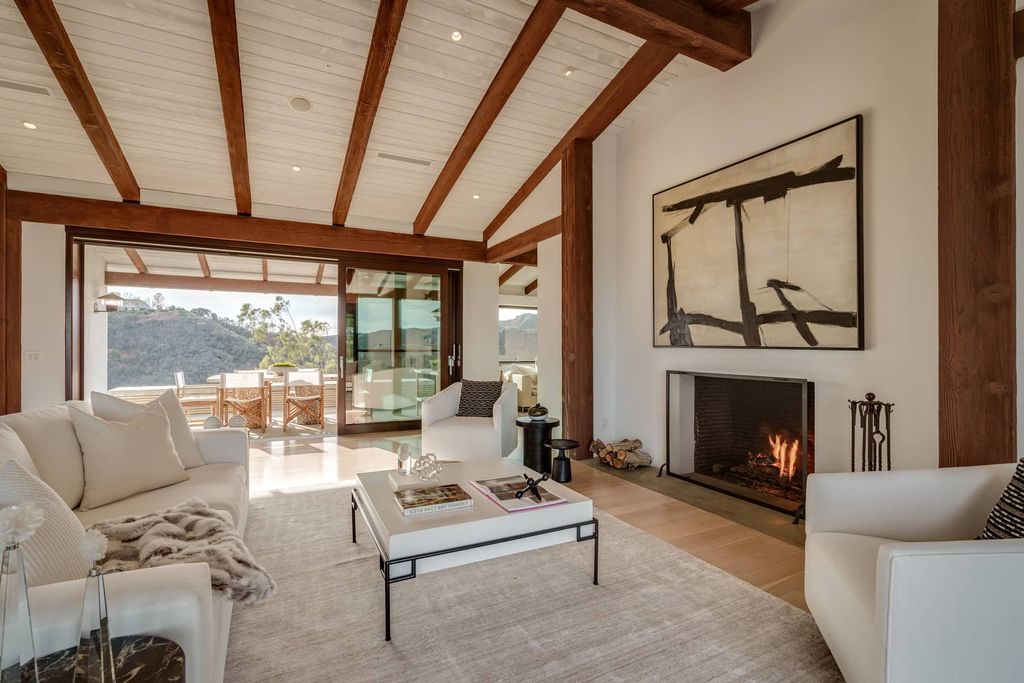 The Home in Los Angeles is one story Allen Siple architectural has breathtaking views from every room now available for sale. This home located at 1888 Mango Way, Los Angeles, California