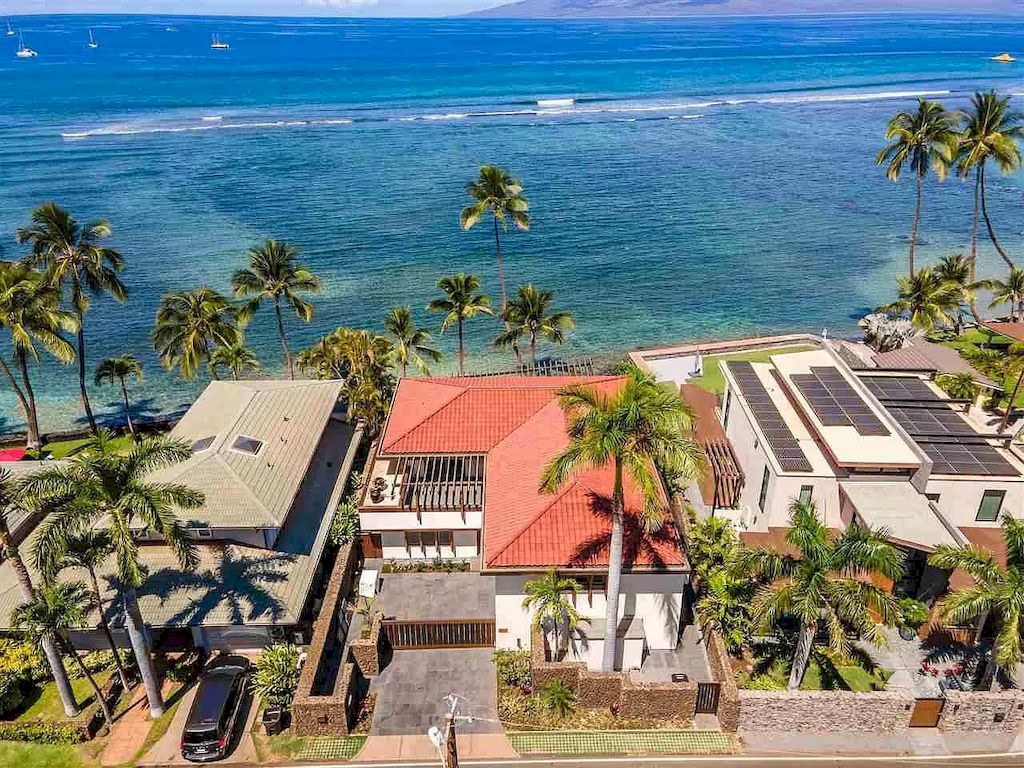 The Home in Hawaii is a luxurious home featuring seamless combination of indoor - outdoor living now available for sale. This home located at 1033 Front St #6, Lahaina, Hawaii; offering 04 bedrooms and 04 bathrooms with 3,764 square feet of living spaces. 