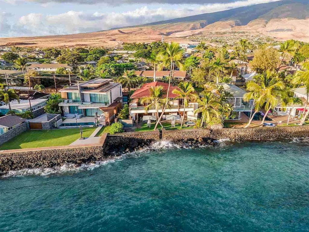 The Home in Hawaii is a luxurious home featuring seamless combination of indoor - outdoor living now available for sale. This home located at 1033 Front St #6, Lahaina, Hawaii; offering 04 bedrooms and 04 bathrooms with 3,764 square feet of living spaces. 