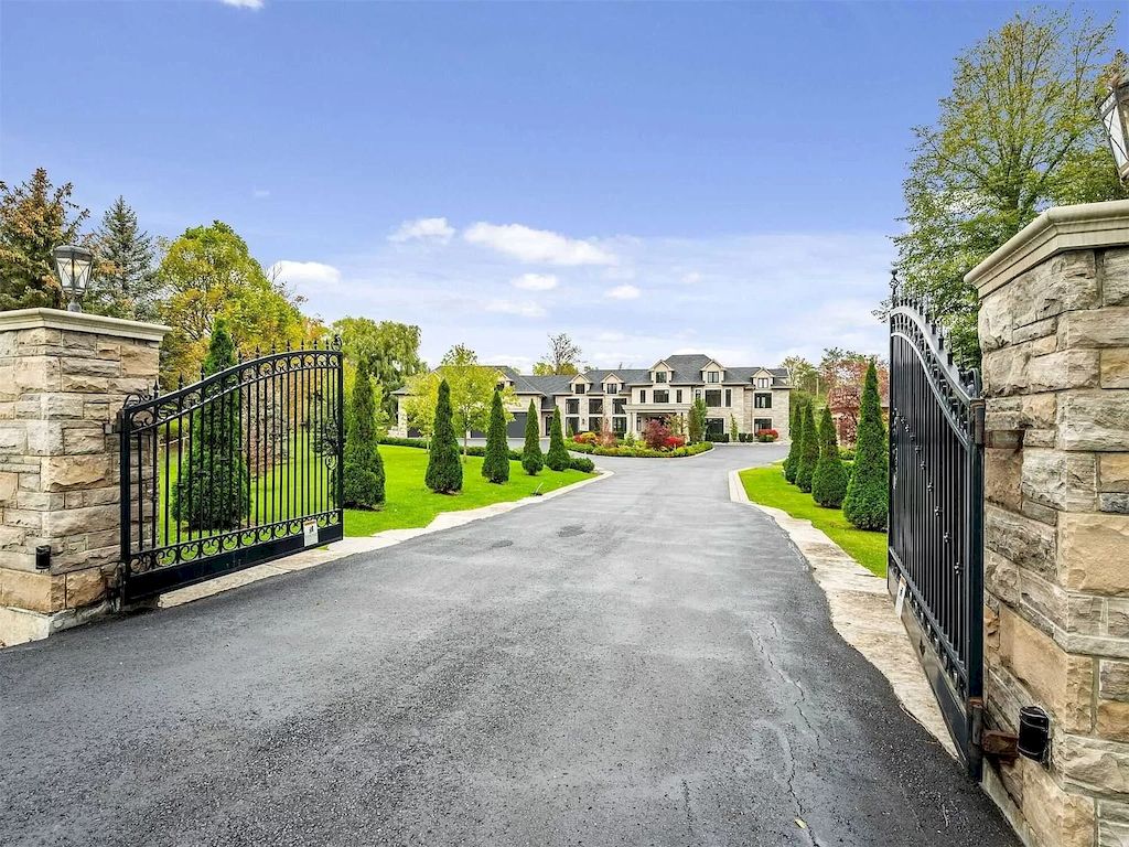 The Estate in Ontario is one-of-a-kind home now available for sale. This home located at 27 Bowes Lyon Ct, Markham, ON L6C 1E5, Canada