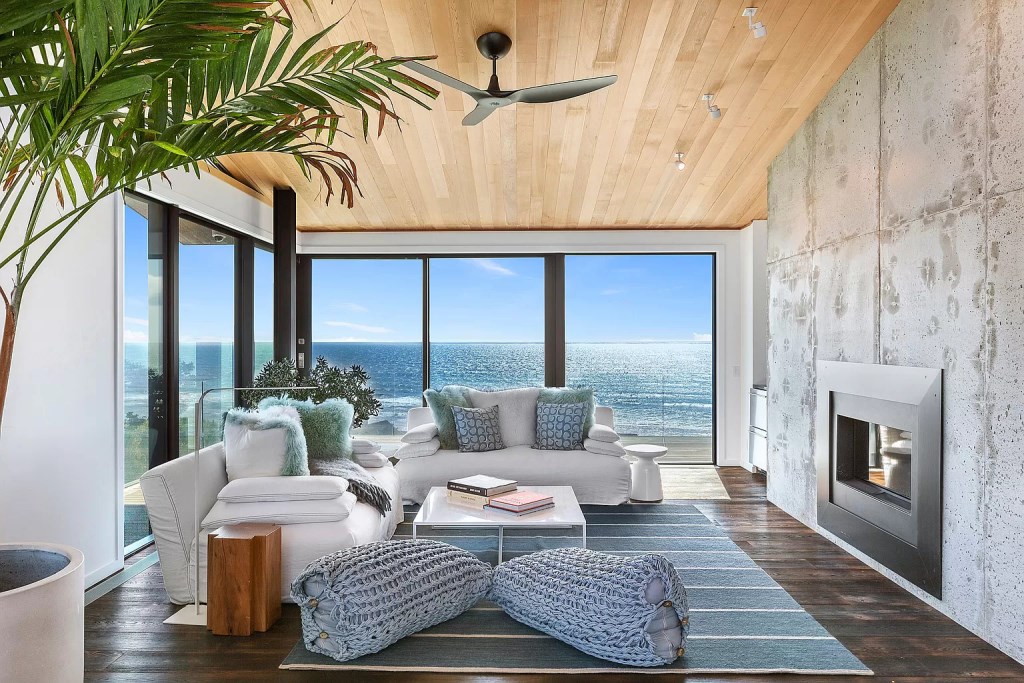This $14,500,000 Home in New York city showcases Atlantic Ocean vistas