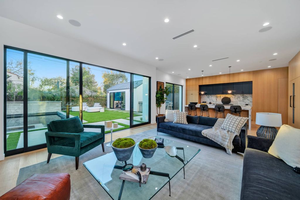 The Home in Culver City is a brand-new modern masterpiece with outstanding craftsmanship and insightful design apparent throughout now available for sale. This home located at 4293 Jasmine Ave, Culver City, California