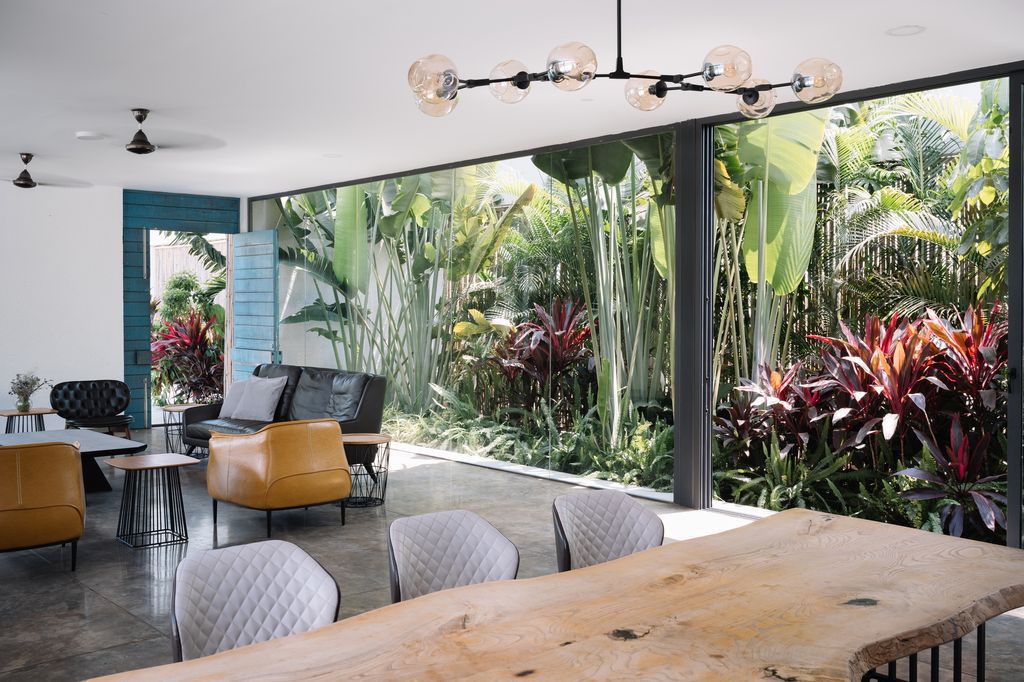 Weekend Getaway House brings the nature living experience SAK Designs
