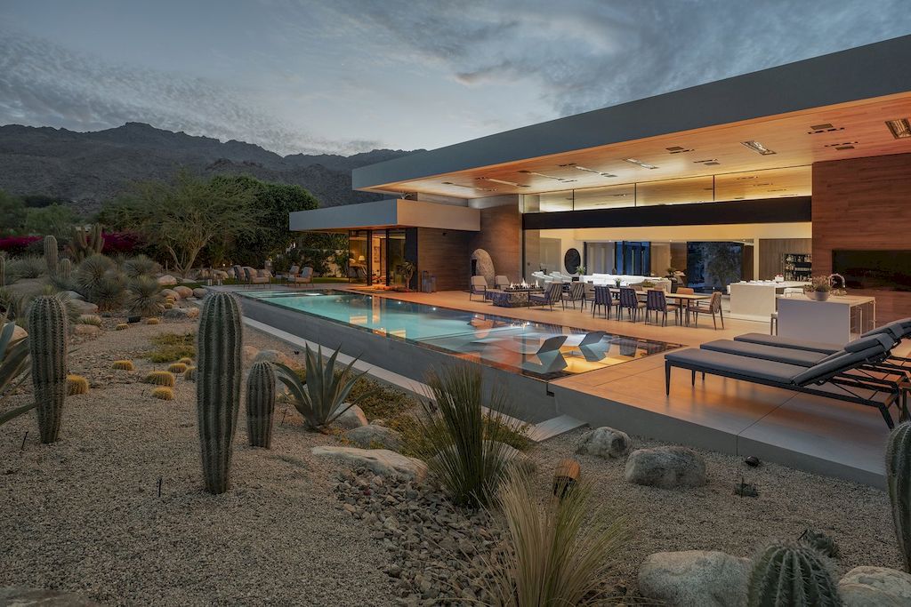 A brand new architectural compound - Bighorn House by Whipple Russell