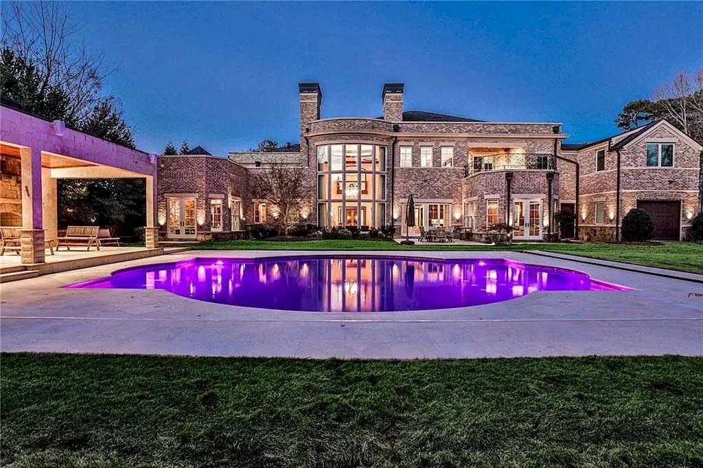 Amazing-Custom-Estate-in-Georgia-Hits-Market-for-5500000-36