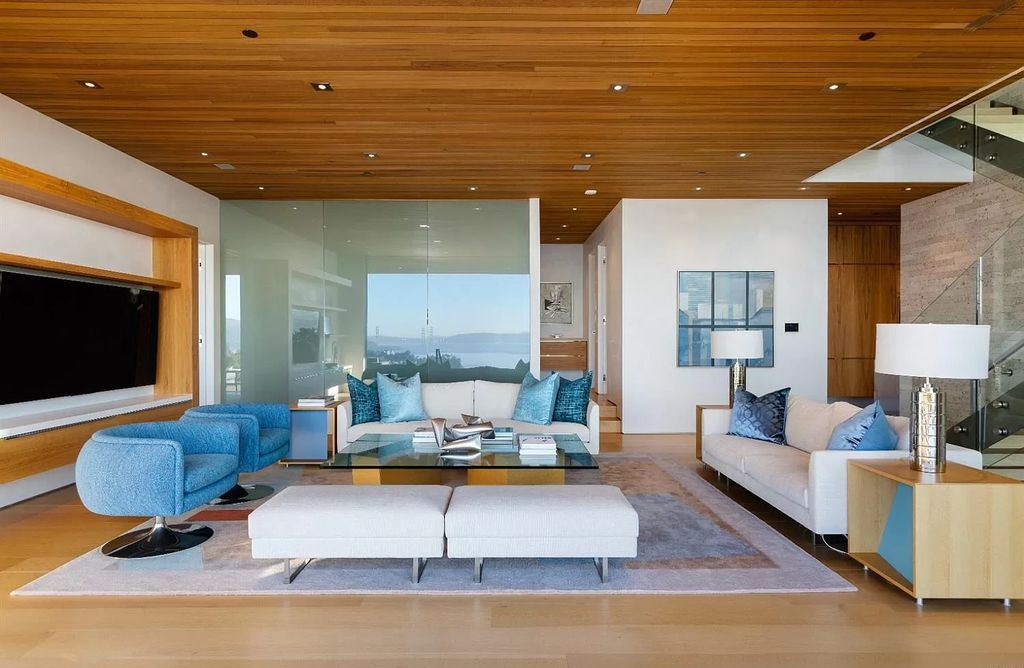 An-Icon-of-Modern-Home-in-Tiburon-boasts-the-Finest-Views-in-the-Bay-Area-Asking-for-16000000-26