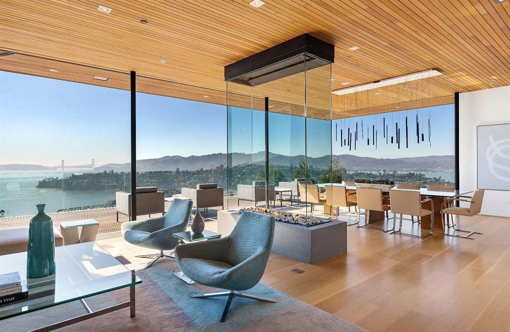 An-Icon-of-Modern-Home-in-Tiburon-boasts-the-Finest-Views-in-the-Bay-Area-Asking-for-16000000-35