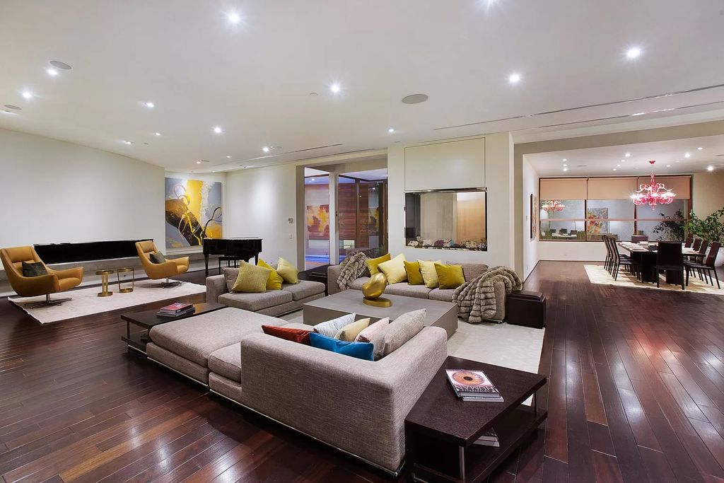 Comfortable-Contemporary-Home-perched-atop-Beverly-Hills-Exclusive-Trousdale-Neighborhood-for-Rent-75000-a-Month-32