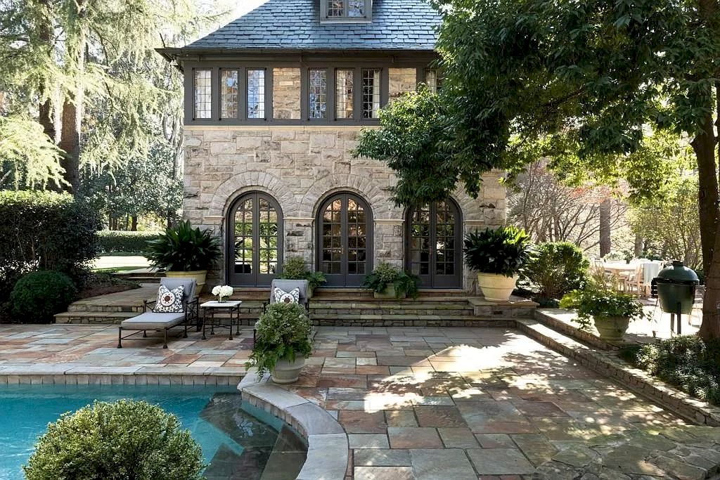 Georgia-Beautiful-Estates-of-Stunning-Exterior-and-Interiors-Listed-at-5750000-1