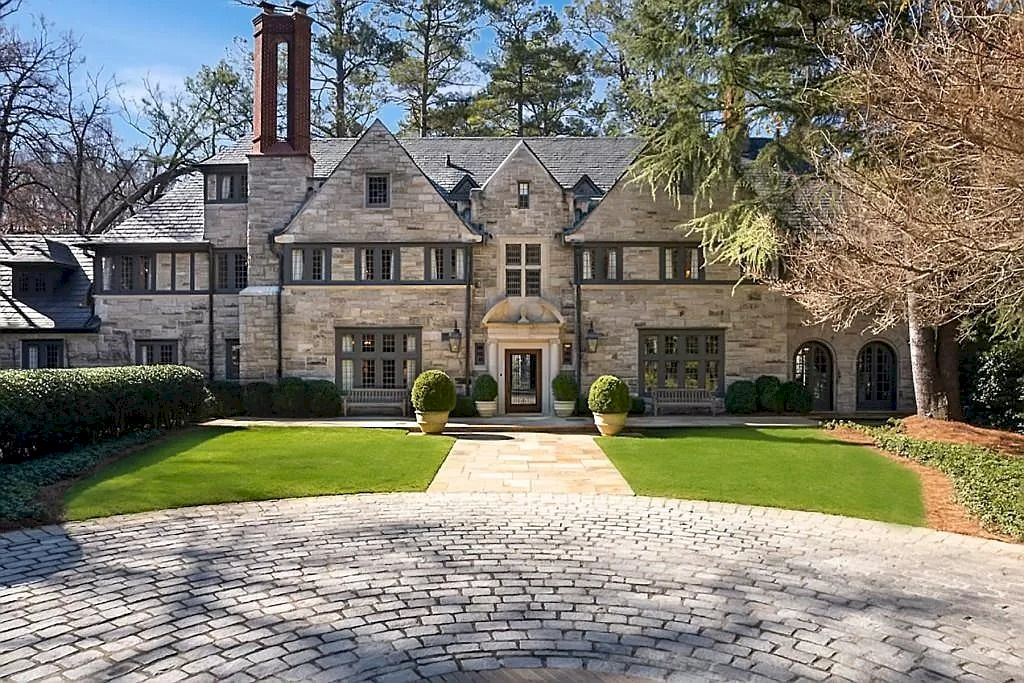 Georgia-Beautiful-Estates-of-Stunning-Exterior-and-Interiors-Listed-at-5750000-13