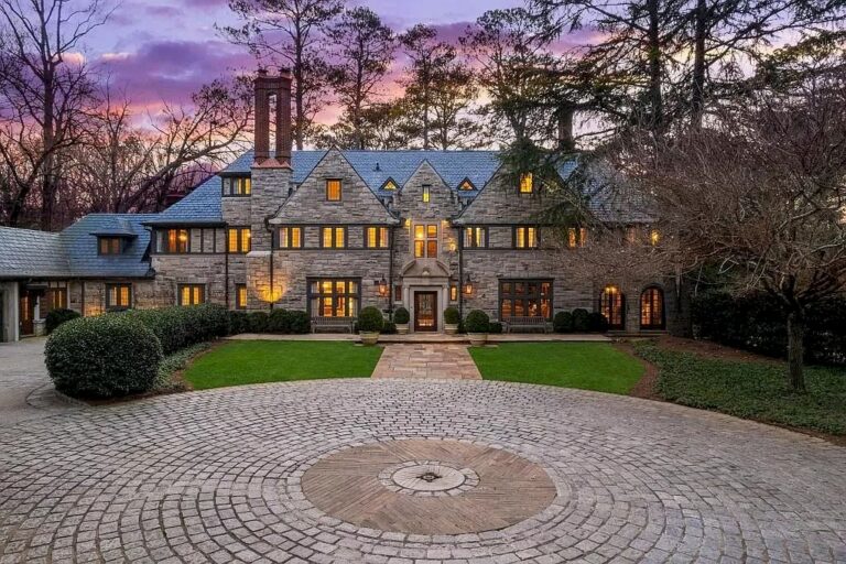 Georgia Beautiful Estates of Stunning Exterior and Interiors Listed at $5,750,000