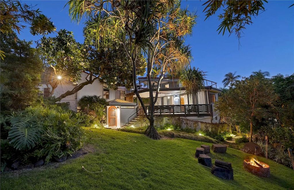 Get-a-Sense-of-Heritage-and-Sophistication-in-Hawaii-in-this-4795000-Beautiful-Home-14
