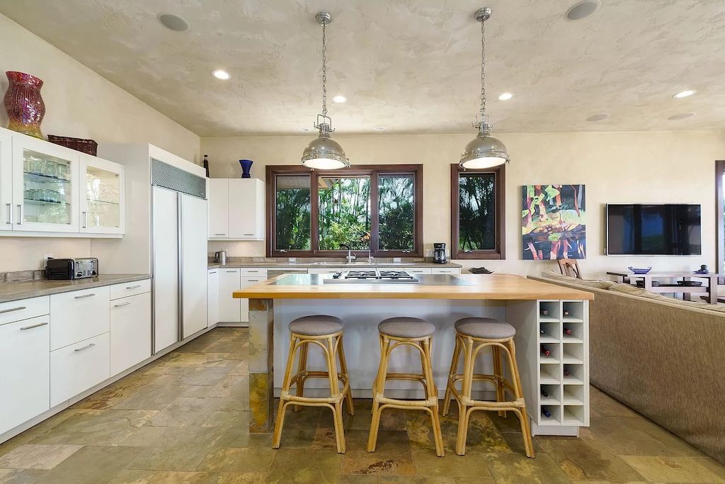 The Home in Hawaii is a luxurious home and a perfect place to relax among mature landscaping now available for sale. This home located at 170 Kalaihi Pl, Lahaina, Hawaii; offering 04 bedrooms and 03 bathrooms with 4,138 square feet of living spaces. 