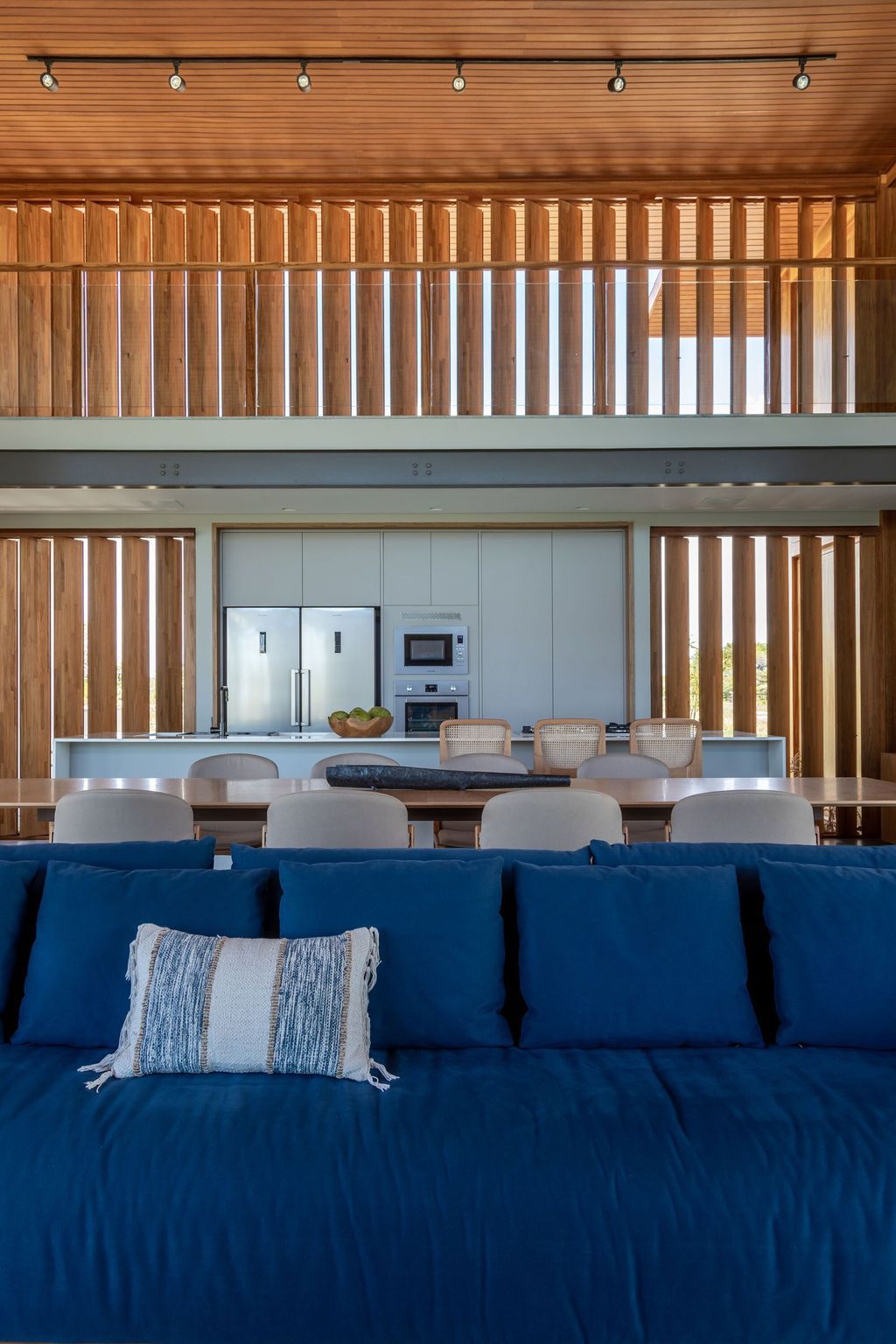 Jangadas House, a Stunning Beach House in Brazil by GAM Arquitetos