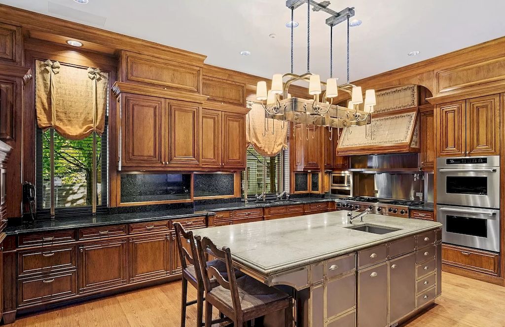 The Home in Illinois is a luxurious home of sophistication and timeless luxury now available for sale. This home located at 3 W Burton Pl, Chicago, Illinois; offering 06 bedrooms and 13 bathrooms with 20,002 square feet of living spaces. 