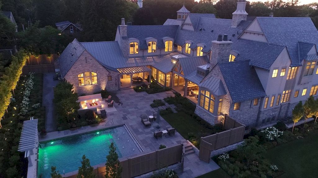 Magnificent-Stone-Manor-in-Illinois-Hits-Market-for-14999000-30