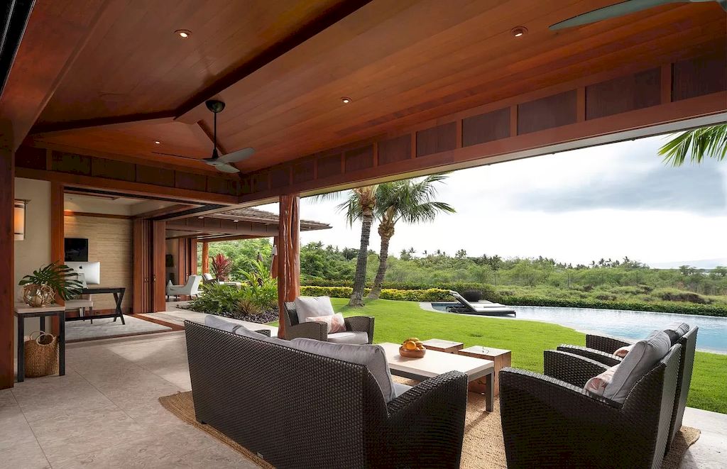 Masterly-Built-with-Only-Finest-Craftsmen-and-Materials-this-Incredible-Home-in-Hawaii-Listed-at-16200000-6