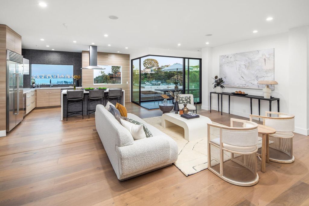 The Home in San Diego is a modern luxury architectural masterpiece at the apex of the hill in the coveted community of Point Loma now available for sale. This home located at 3505 Talbot St, San Diego, California