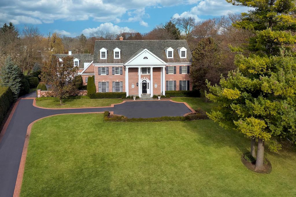 Outstanding-Georgian-Home-in-Illinois-Listed-at-4999000-22