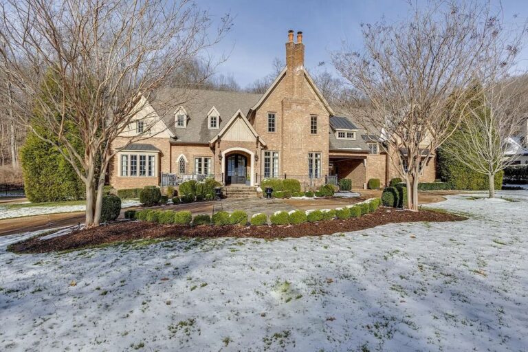 Perfect Estate in Tennessee Listed at $3,975,000