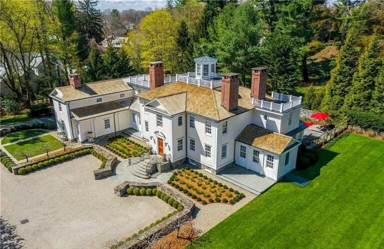 Spend Countless Evenings of Entertaining in this $4,575,000 Beautifully Renovated Home in Connecticut