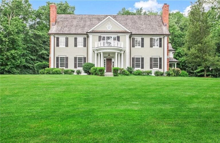 Stunning Custom Built Colonial in Connecticut on Market for $4,475,000