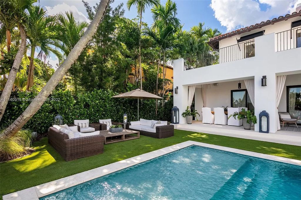 This-19995000-Breathtaking-Transitional-Spanish-Villa-in-Miami-Beach-features-The-Highest-Quality-Finishes-30