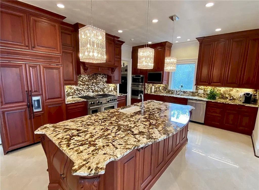 The Home in Virginia is a luxurious home built in 2015 but feel like brand new now available for sale. This home located at 1025 Curlew Dr, Virginia Beach, Virginia; offering 04 bedrooms and 05 bathrooms with 5,000 square feet of living spaces. 