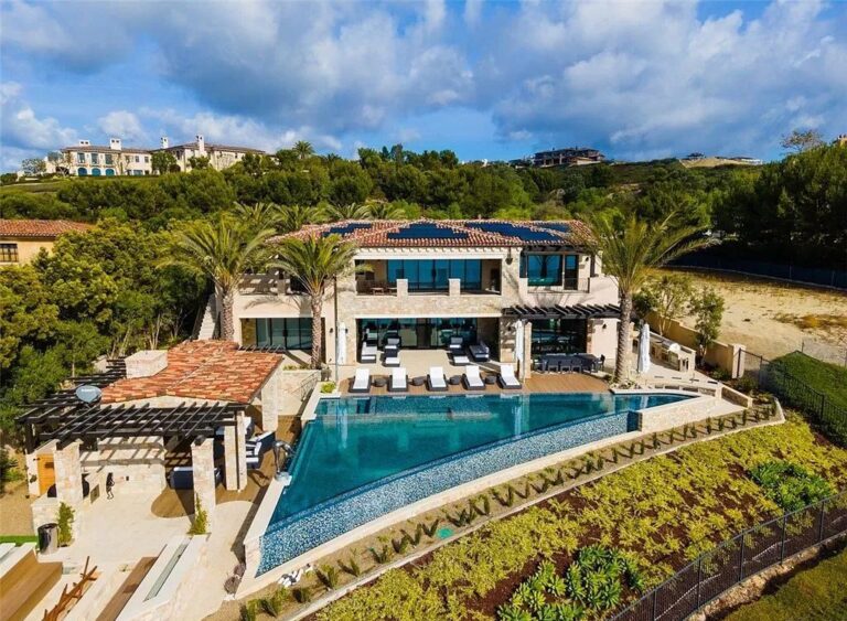 This $55,000,000 Front Row Custom Home in Newport Coast showcases Sweeping Unobstructed Ocean Views